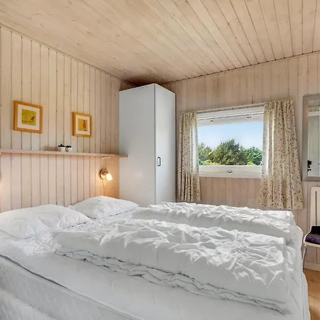 Feriehus Fantastisk Hjem I Med Sauna Vejers Strand