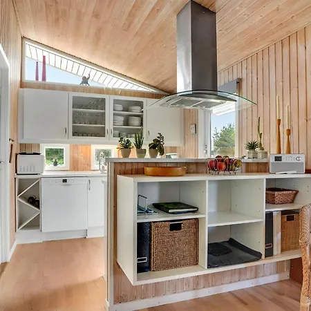 Feriehus Fantastisk Hjem I Med Sauna Vejers Strand