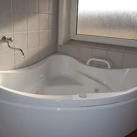 Fantastisk Hjem I Med Sauna Feriehus *