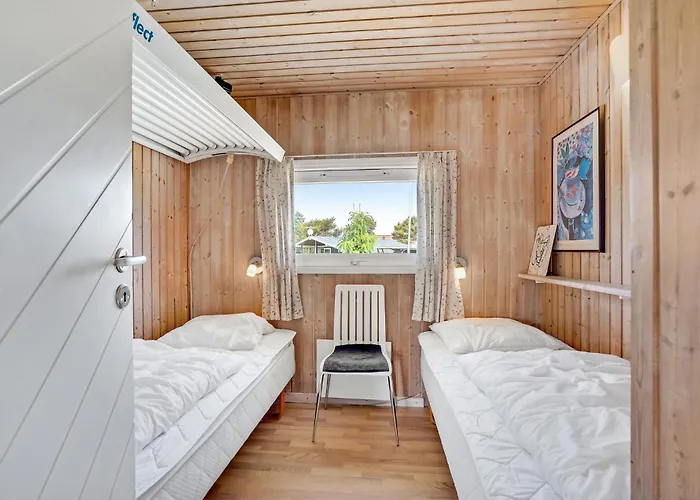 Engesovej Xi Nyaraló