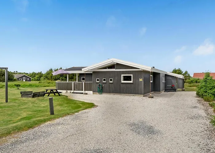 Nyaraló Engesovej Xi *